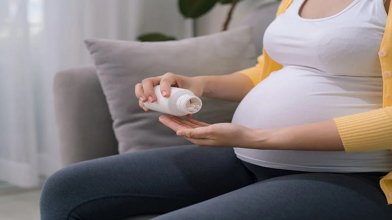 مقایسه انواع مکمل های تغذیه ای برای دوران بارداری