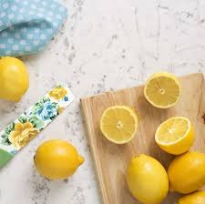 کرم ضد لک عصاره لیمو