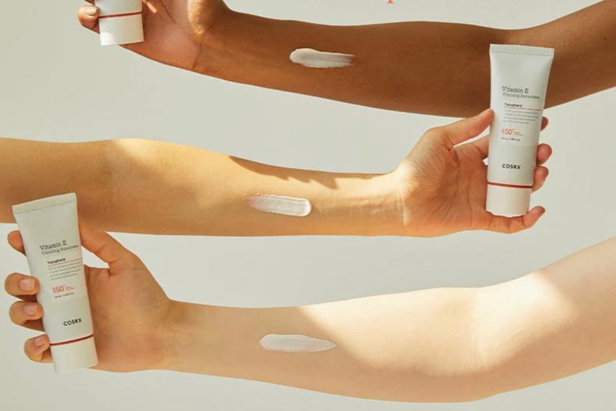 بهترین ضد آفتاب بی رنگ مناسب انواع پوست