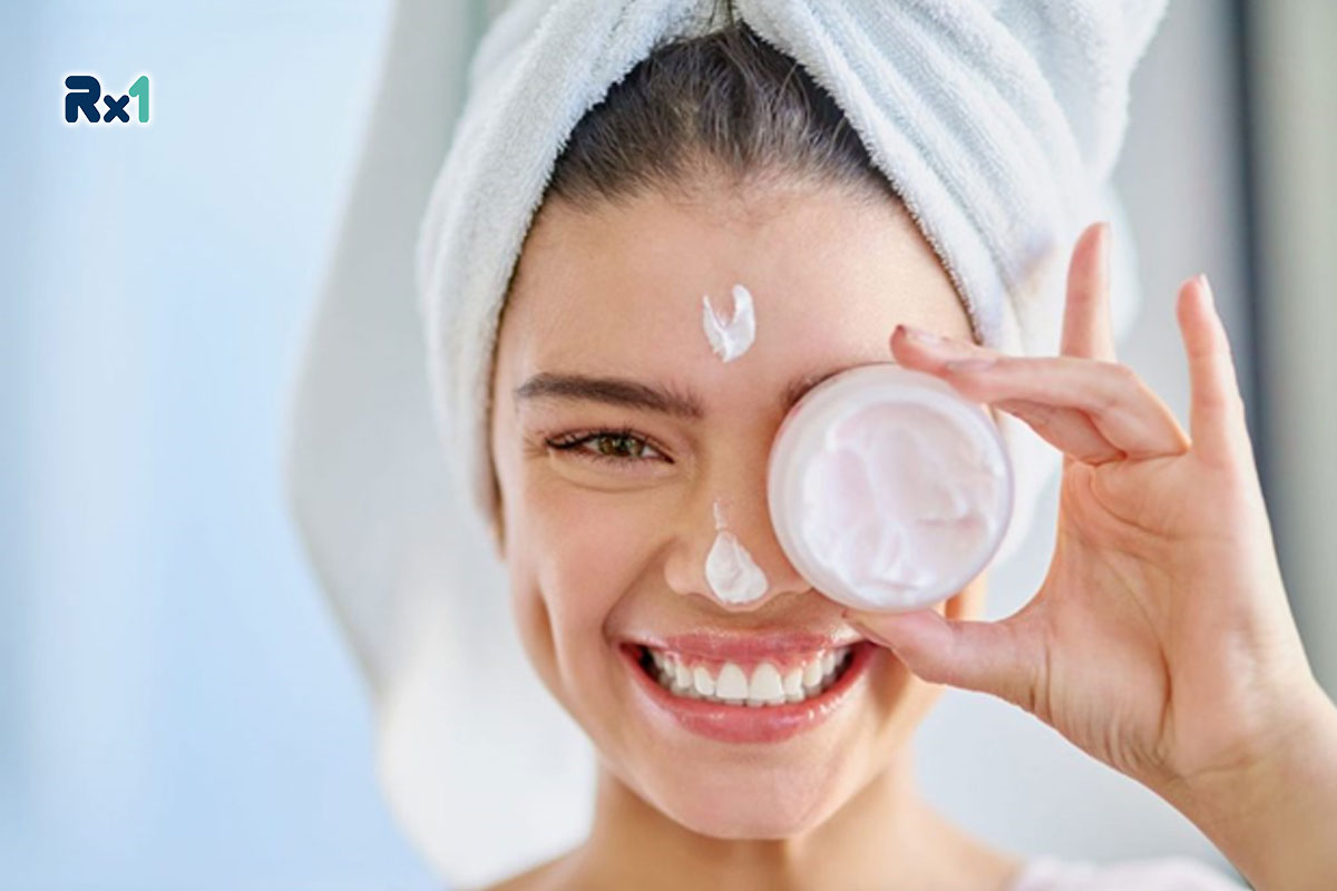 معرفی بهترین کرم‌های آبرسان قوی برای پوست خیلی خشک  ‏