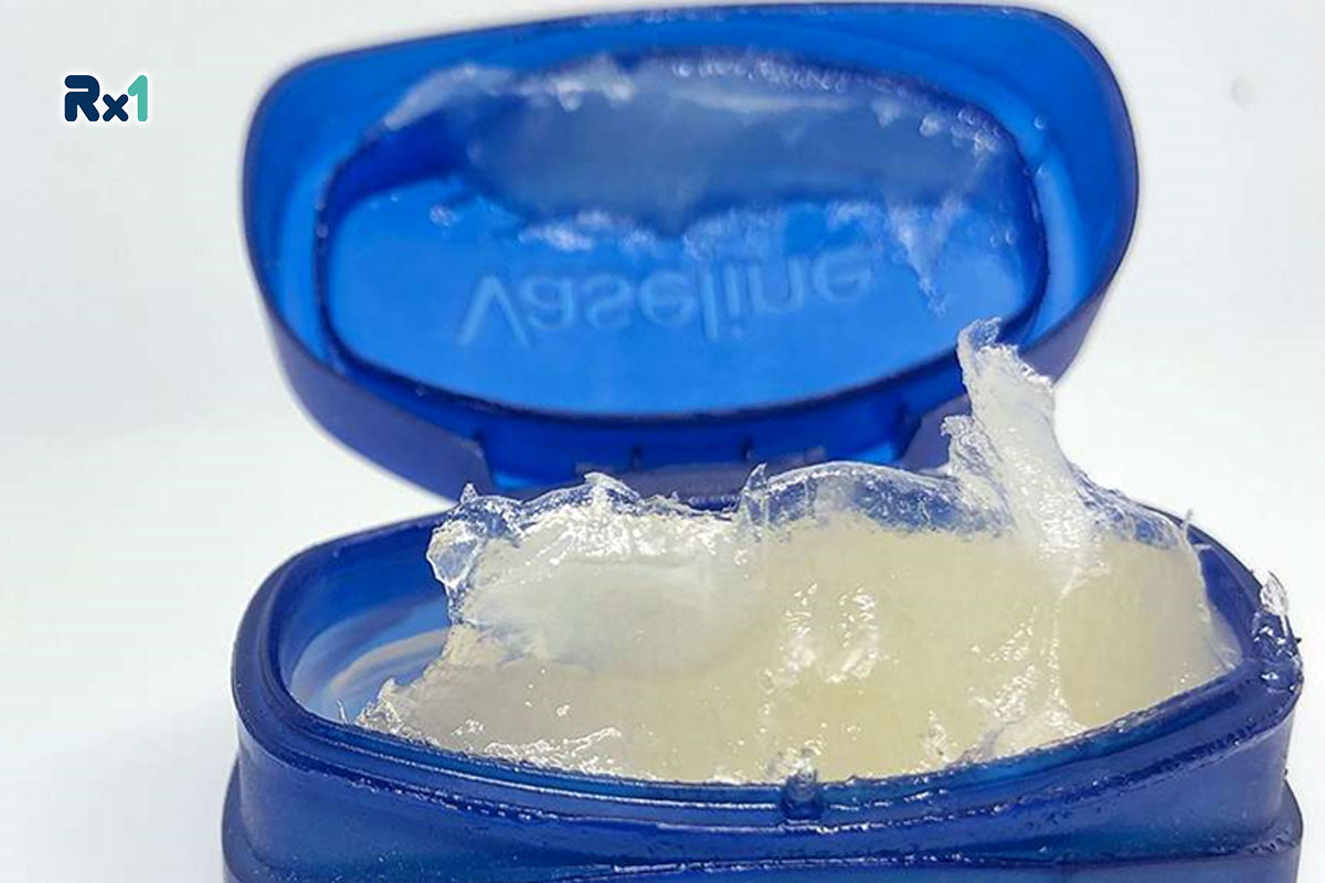 خواص وازلین برای پوست