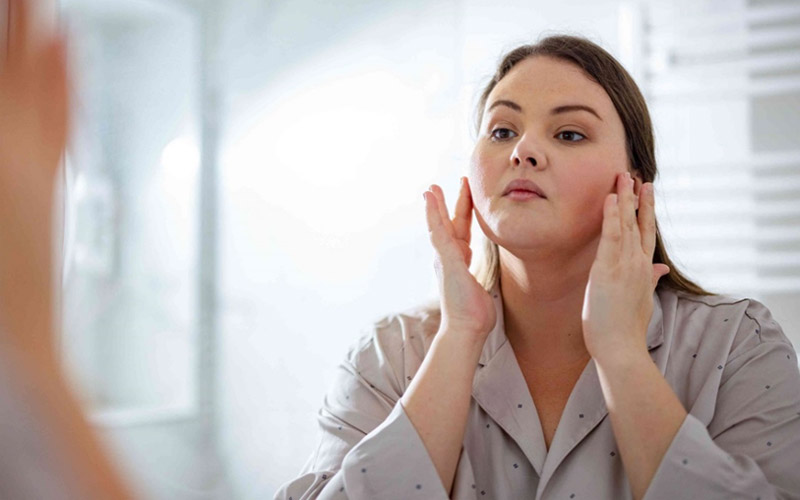 کم عوارض ترین قرص چاقی صورت