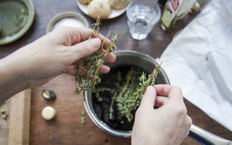 طریقه مصرف آویشن