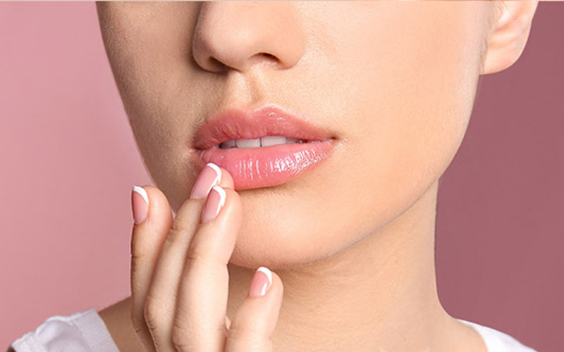 بهترین کرم ضد چروک دور لب